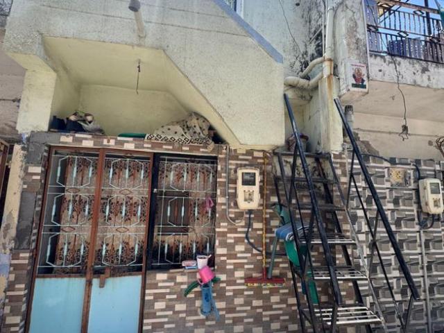 1 BHK Independent House in Odhav for resale Ahmedabad. The reference number is 20075612