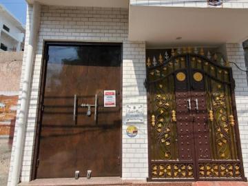 1 BHK Independent House in Palam Vihar Extension for rent Gurgaon. The reference number is 20133484