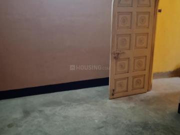1 BHK Independent House in Patuli for rent Kolkata. The reference number is 19686239