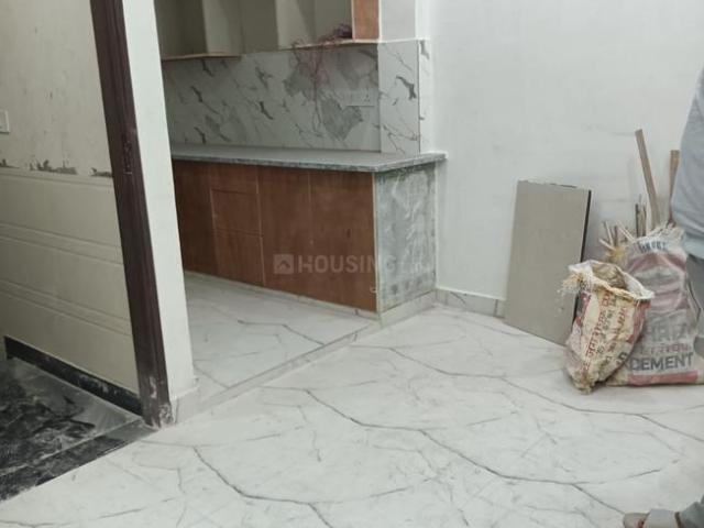 1 BHK Independent House in Preet Vihar for rent New Delhi. The reference number is 20384879