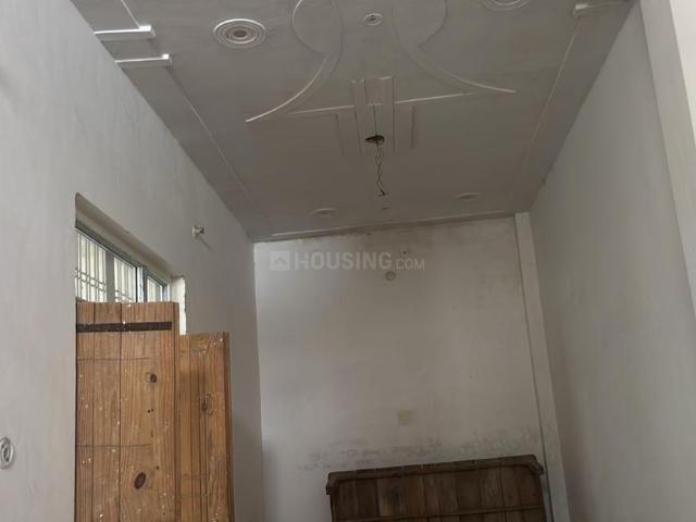 1 BHK Independent House in Rajajipuram for rent Lucknow. The reference number is 20334413