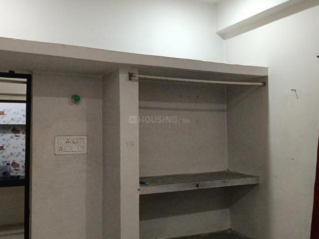 1 BHK Independent House in Rajeev Nagar for rent Patna. The reference number is 21017407