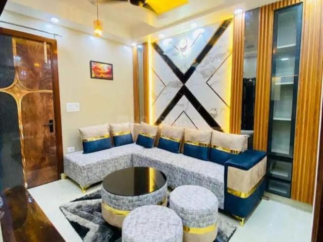 1 BHK Independent House in Rajouri Garden for rent New Delhi. The reference number is 20614701