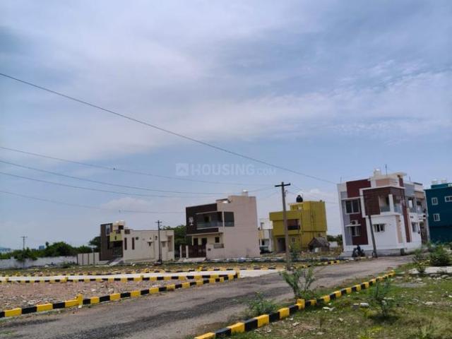 1 BHK Independent House in Red Hills for resale Chennai. The reference number is 21140054