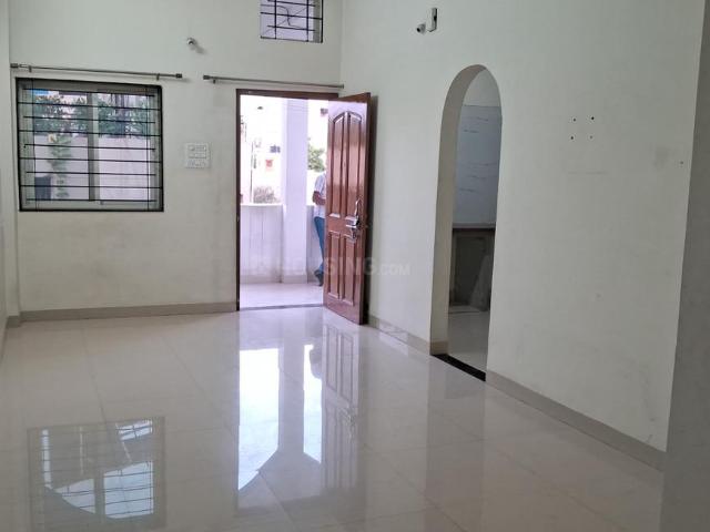 1 BHK Independent House in Scheme No 114 for rent Indore. The reference number is 20318360