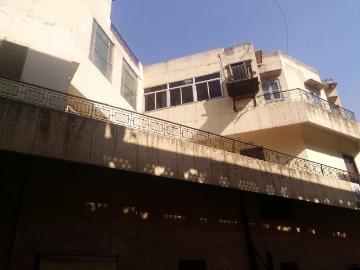 1 BHK Independent House in Sadar Bazaar for rent New Delhi. The reference number is 2888377
