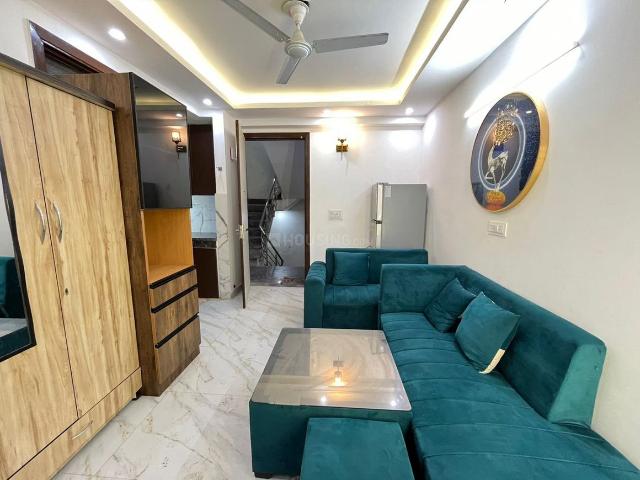 1 BHK Independent House in Saket for rent New Delhi. The reference number is 20628080