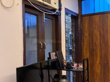 1 BHK Independent House in Saket for rent New Delhi. The reference number is 20396420