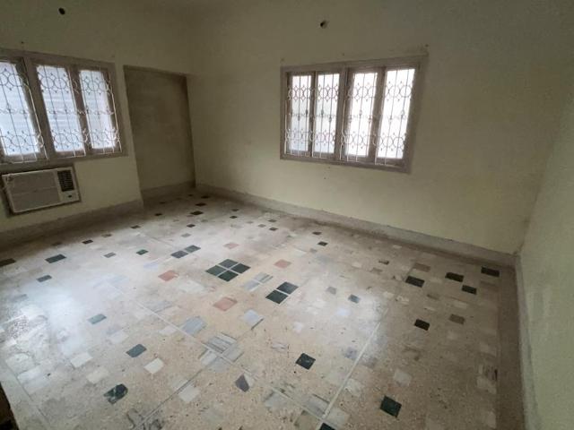 1 BHK Independent House in Salt Lake City for rent Kolkata. The reference number is 19832076