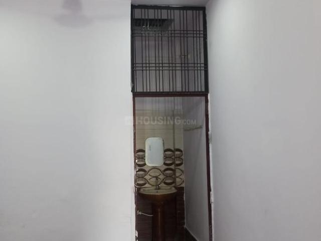 1 BHK Independent House in Sarojini Nagar for rent Lucknow. The reference number is 20349542