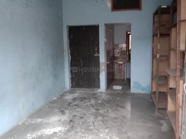 1 BHK Independent House in Sasni Gate for rent Aligarh. The reference number is 18460971