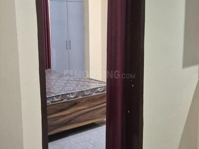 1 BHK Independent House in Sector 11 for rent Gurgaon. The reference number is 19255167