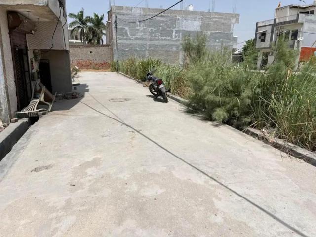 1 BHK Independent House in Sector 143 for resale Noida. The reference number is 20955459
