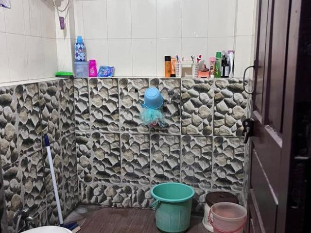 1 BHK Independent House in Sector 14 for rent Gurgaon. The reference number is 20991673