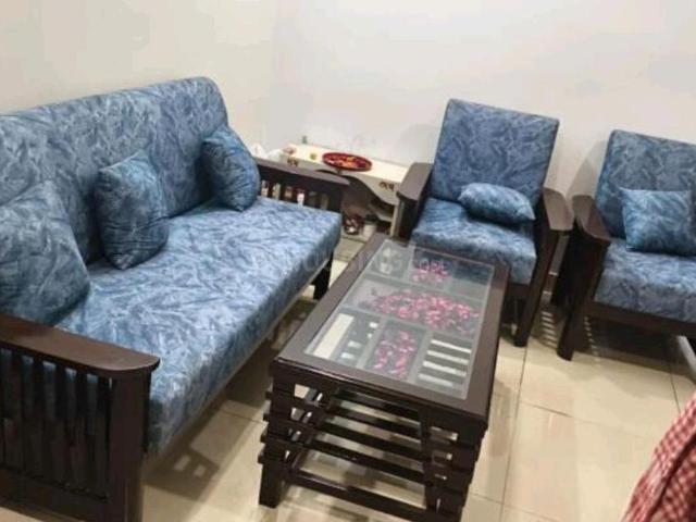 1 BHK Independent House in Sector 16 for rent Noida. The reference number is 21165187