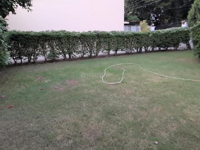 1 BHK Independent House in Sector 23 for rent Gurgaon. The reference number is 21358240