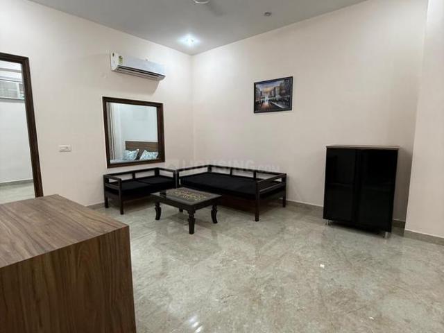 1 BHK Independent House in Sector 27 for rent Gurgaon. The reference number is 20634641