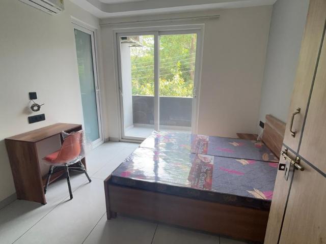 1 BHK Independent House in Sector 28 for rent Gurgaon. The reference number is 20338072