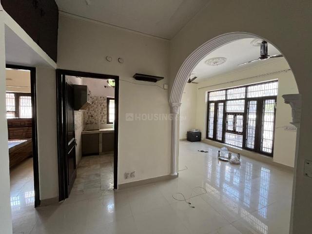 1 BHK Independent House in Sector 31 for rent Faridabad. The reference number is 21246316
