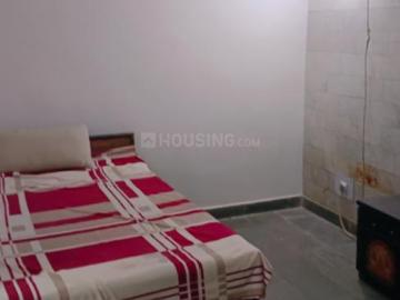 1 BHK Independent House in Sector 33 for rent Noida. The reference number is 20227042