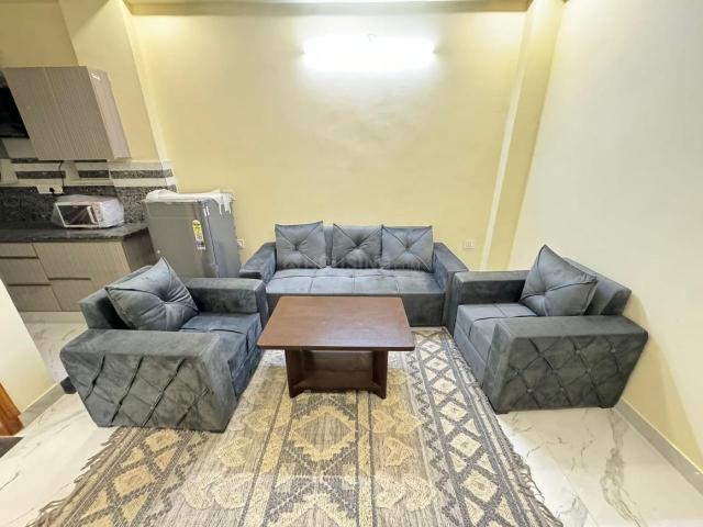 1 BHK Independent House in Sector 38 for rent Gurgaon. The reference number is 20933134