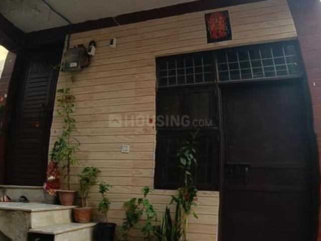 1 BHK Independent House in Sector 39 Rohini for resale New Delhi. The reference number is 21299168