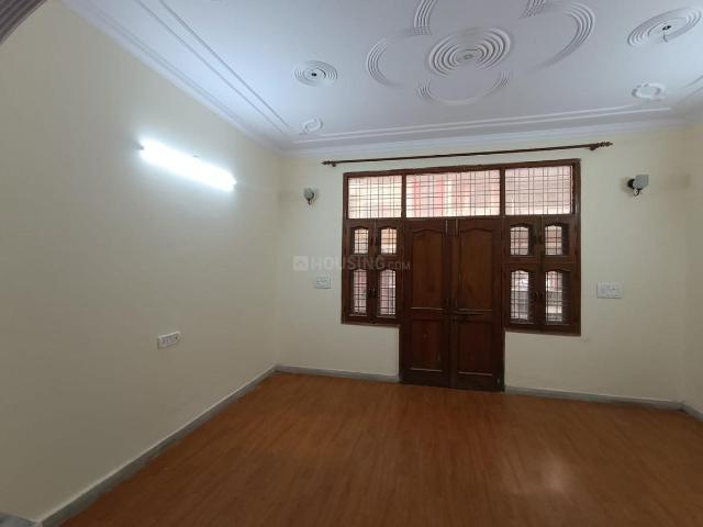 1 BHK Independent House in Sector 7 for rent Gurgaon. The reference number is 21102826