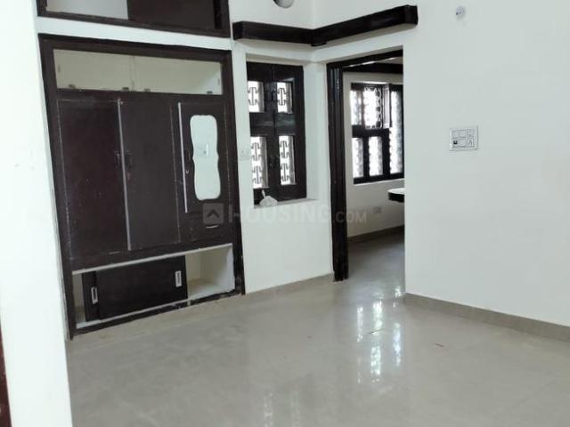 1 BHK Independent House in Sector 7 for rent Gurgaon. The reference number is 21298162