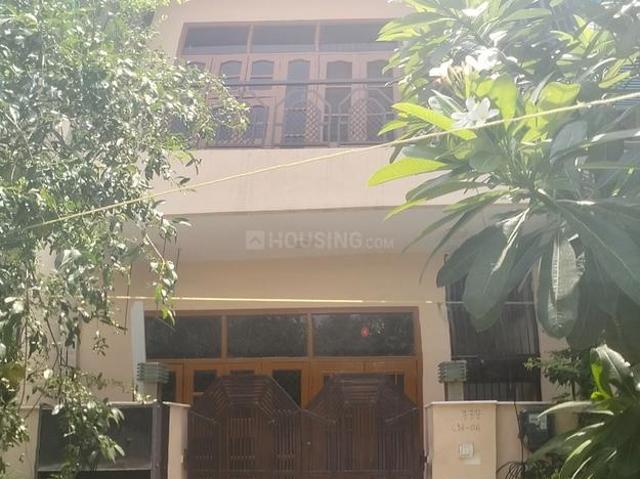1 BHK Independent House in Sector 7 for resale Gurgaon. The reference number is 20255067