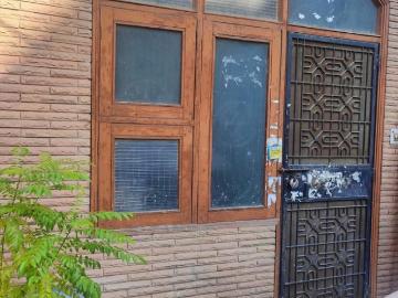 1 BHK Independent House in Sector 7 Rohini for resale New Delhi. The reference number is 9607311