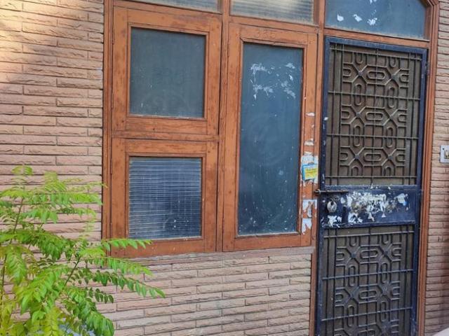 1 BHK Independent House in Sector 7 Rohini for resale New Delhi. The reference number is 9607311