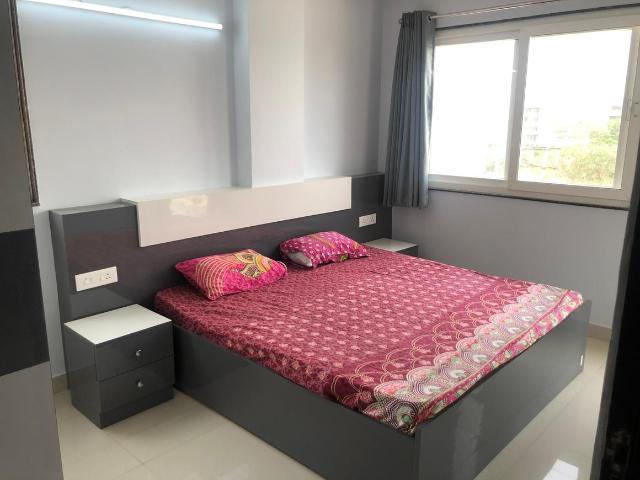 1 BHK Independent House in Sector 42 for rent Gurgaon. The reference number is 6268148