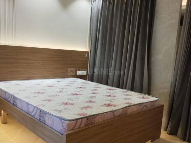 1 BHK Independent House in Sector 43 for rent Gurgaon. The reference number is 20996004