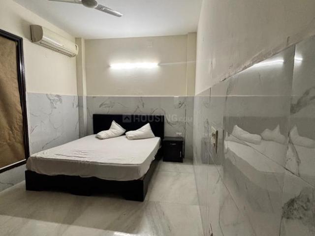 1 BHK Independent House in Sector 43 for rent Gurgaon. The reference number is 21204951
