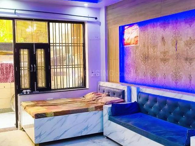 1 BHK Independent House in Sector 45 for resale Noida. The reference number is 19487712