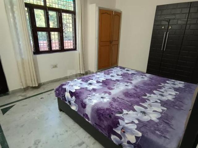 1 BHK Independent House in Sector 4 for rent Gurgaon. The reference number is 21296208