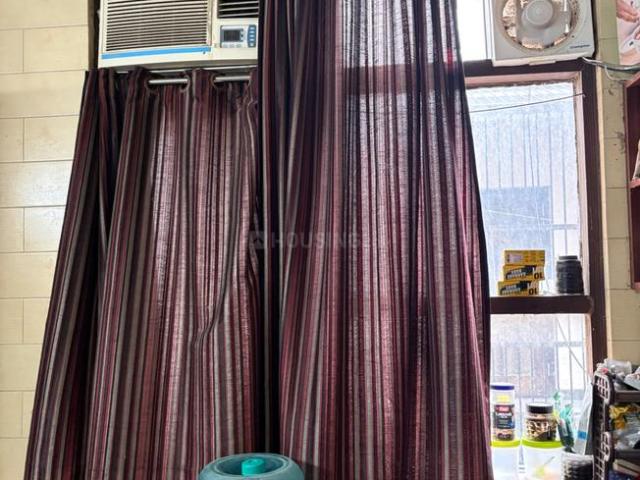 1 BHK Independent House in Sector 50 for rent Noida. The reference number is 20664335