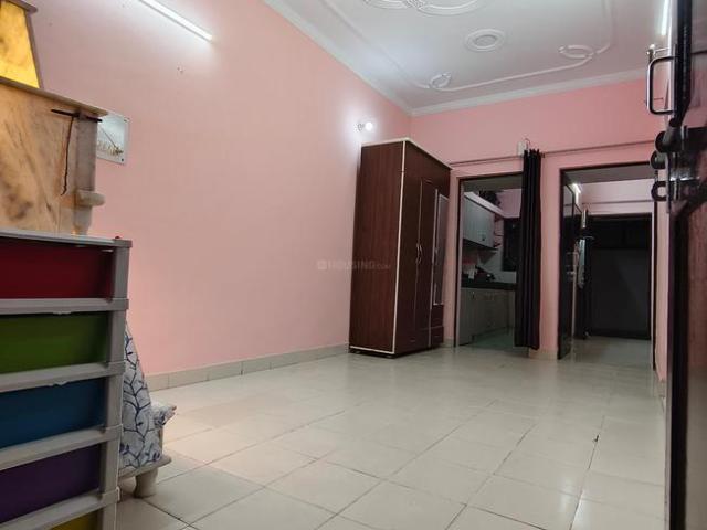 1 BHK Independent House in Sector 52 for resale Gurgaon. The reference number is 19804710