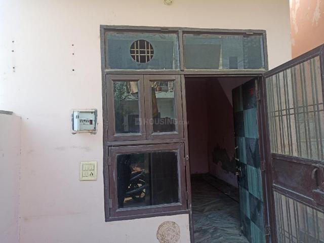 1 BHK Independent House in Sector 56A for resale Faridabad. The reference number is 16061686