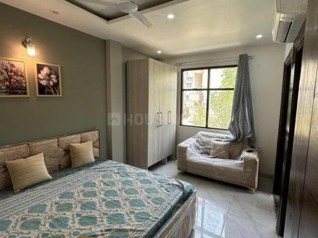 1 BHK Independent House in Sector 57 for rent Gurgaon. The reference number is 21231282