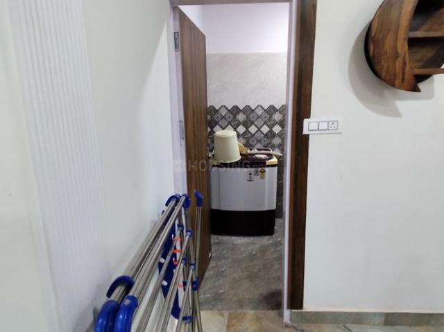1 BHK Independent House in Sector 62 for rent Noida. The reference number is 20779459
