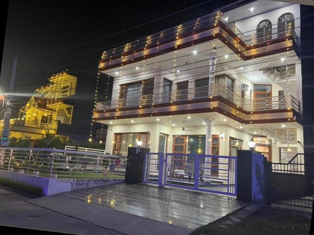 1 BHK Independent House in Sector 79 for rent Mohali. The reference number is 10928240