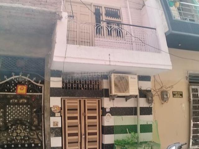 1 BHK Independent House in Sector 8 for resale Gurgaon. The reference number is 20700558