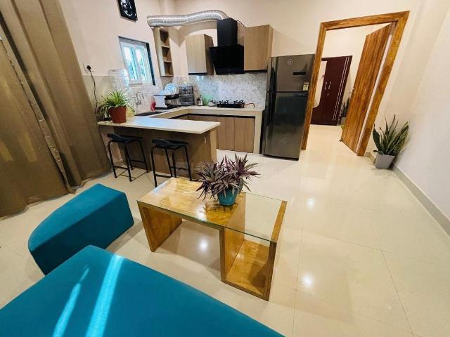 1 BHK Independent House in Six Mile for rent Guwahati. The reference number is 21106024