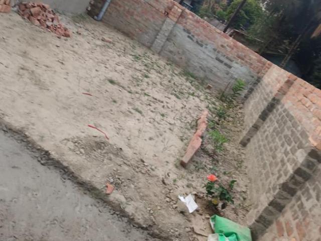 1 BHK Independent House in Sonarpur for resale Kolkata. The reference number is 19064812