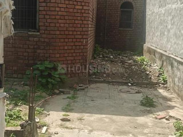 1 BHK Independent House in South City for resale Lucknow. The reference number is 20566942
