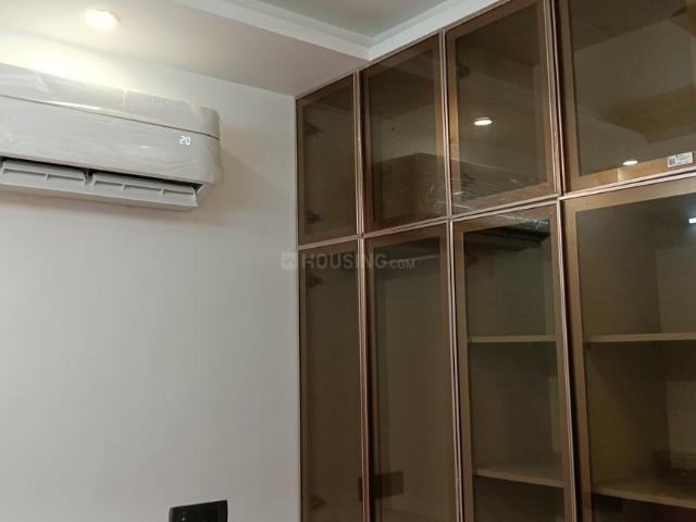 1 BHK Independent House in South Extension I for rent New Delhi. The reference number is 20583040