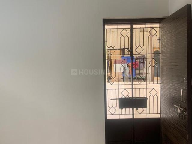1 BHK Independent House in Subhanpura for rent Vadodara. The reference number is 20637096