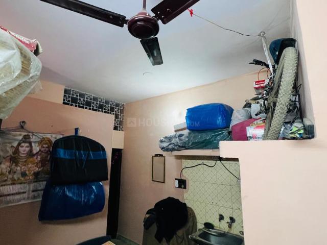1 BHK Independent House in Sudarshan Park for rent New Delhi. The reference number is 20220077