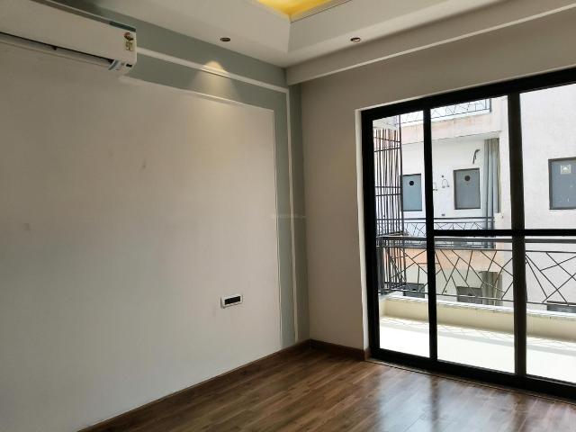 1 BHK Independent House in Sushant Lok Phase 1 for rent Gurgaon. The reference number is 17814466